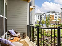 <b>Aluminum Balcony Railing at Monarch at Waugh Chapel</b>